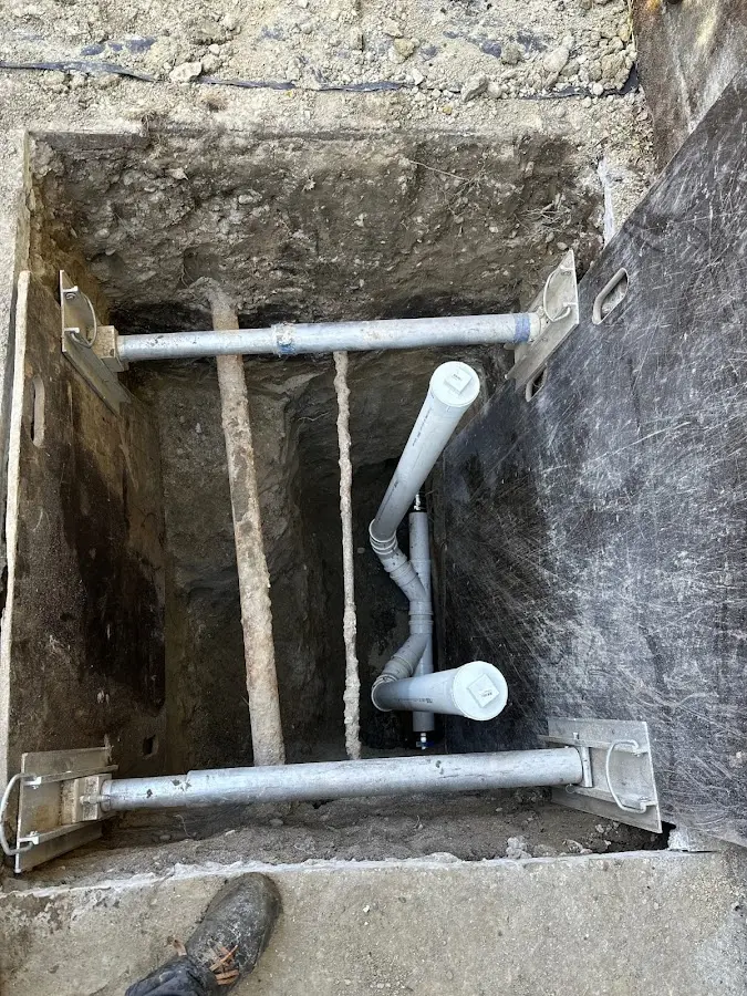 Experienced plumber completing Gas Line Repair work in Kettering